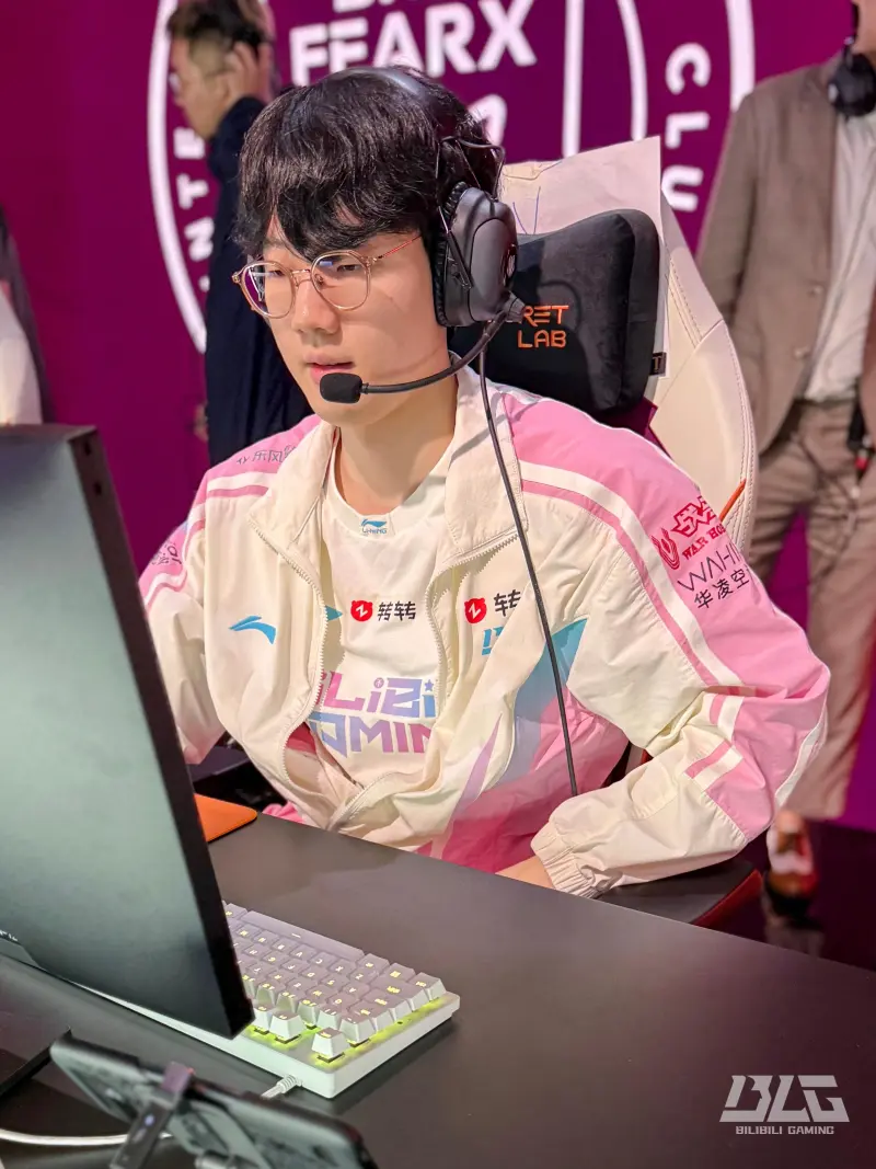 博鱼体育官网-BLG分享选手赛前调试返图：一触即发，只待开场！